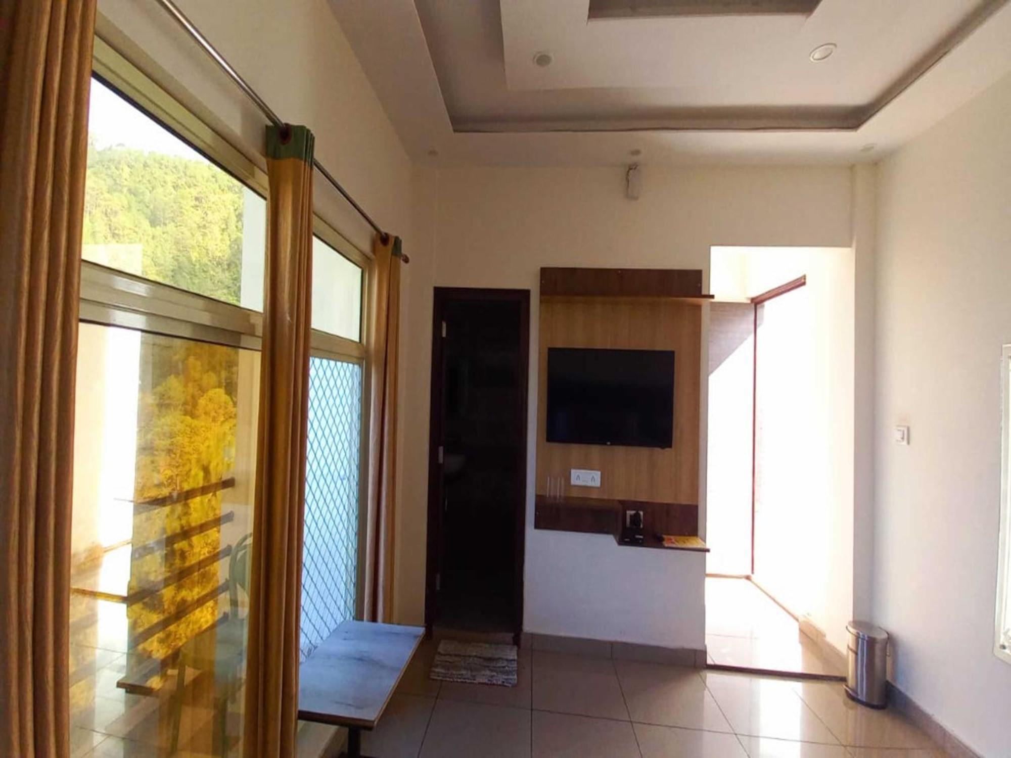 Sunny Pines Resort Лансдаун Экстерьер фото